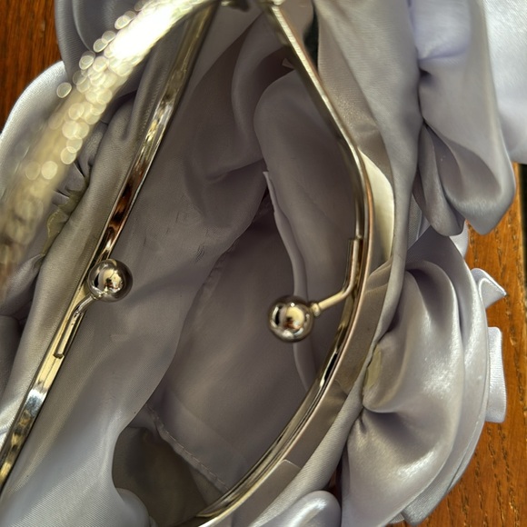 Flower purse - Picture 4 of 6